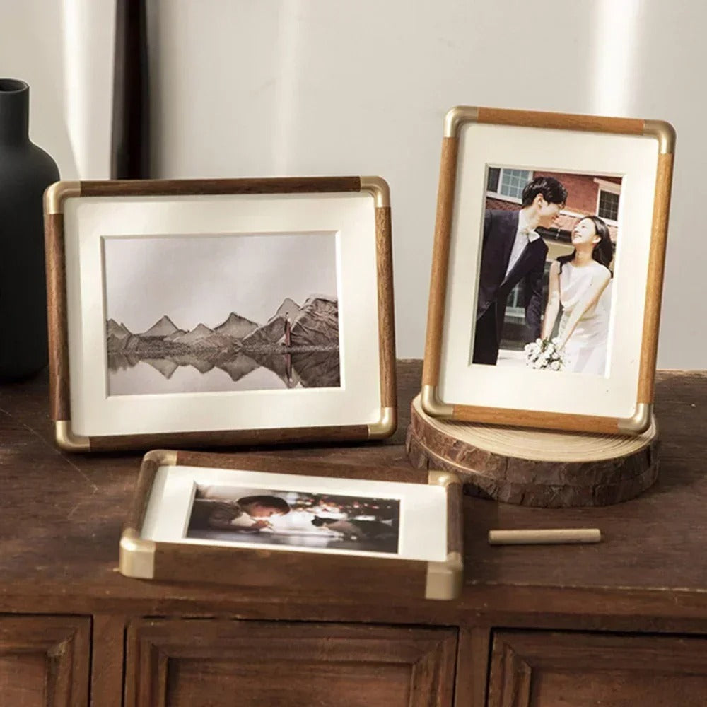Retro Wooden Picture Frame - Tabletop/Shelf/Desk