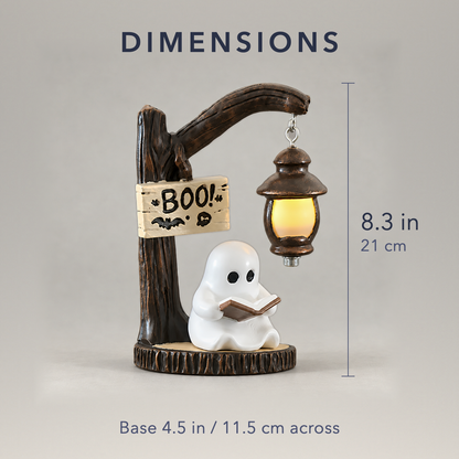 Reading ghost lantern light dimensions, about 8.3 in tall with a base about 4.5 in across