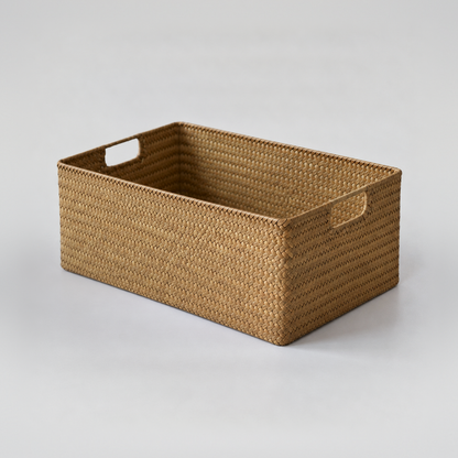 Large woven seagrass storage basket, 15.7 x 11.4 x 5.1 inches, empty on a plain light grey background
