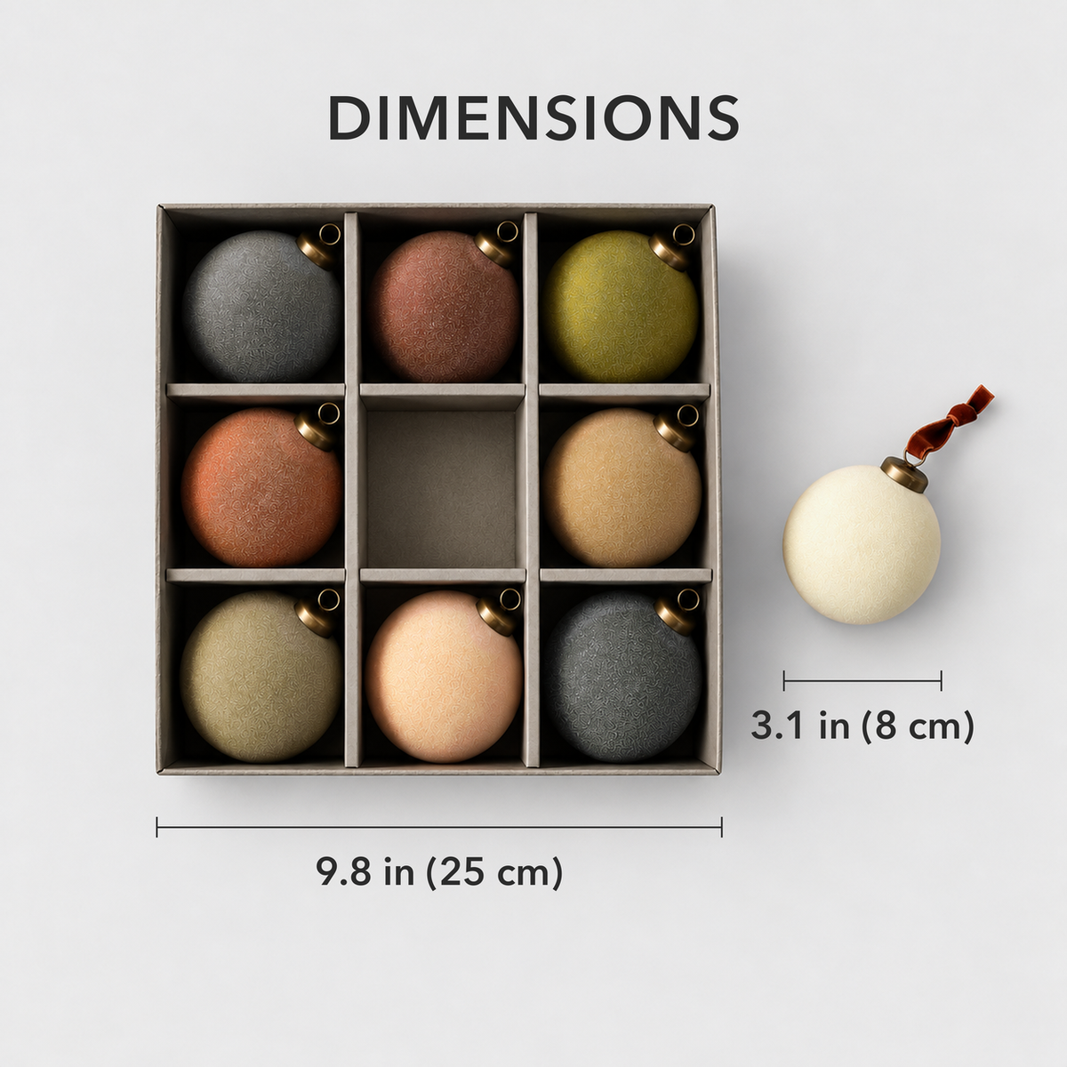 Dimensions: the box is 9.8 inches (25 cm) wide and each bauble is 3.1 inches (8 cm) across