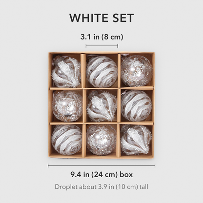 White set dimensions: round baubles 3.1 in (8 cm) across, box 9.4 in (24 cm) wide