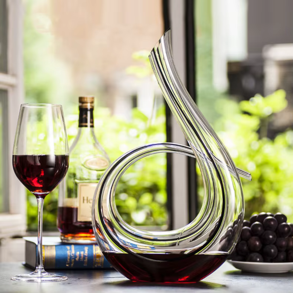 Abstract Style Wine Decanter - Abstract Shaped Wine Decanter