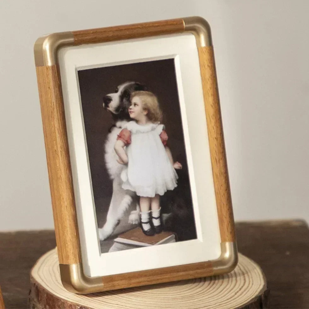Retro Wooden Picture Frame - Tabletop/Shelf/Desk
