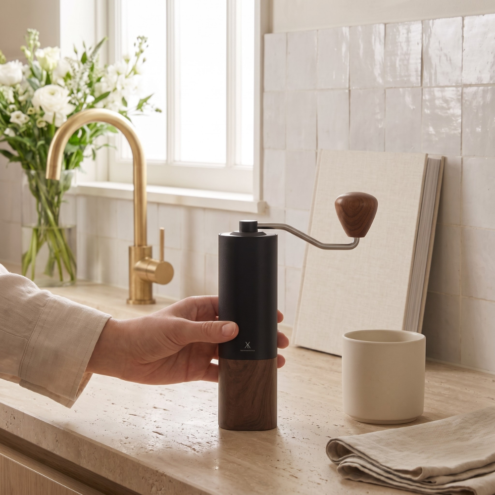 Manual Coffee Grinder with Conical Burr and Long Curved Crank Handle