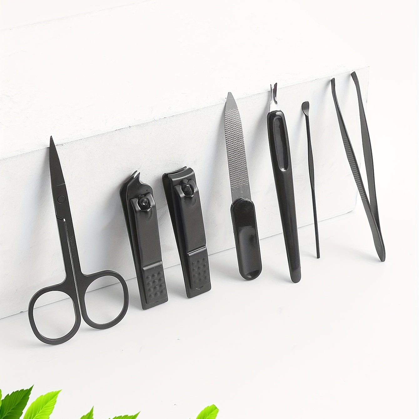 Mens Thick Nail Clipper 7 Piece Manicure Set With Portable Case
