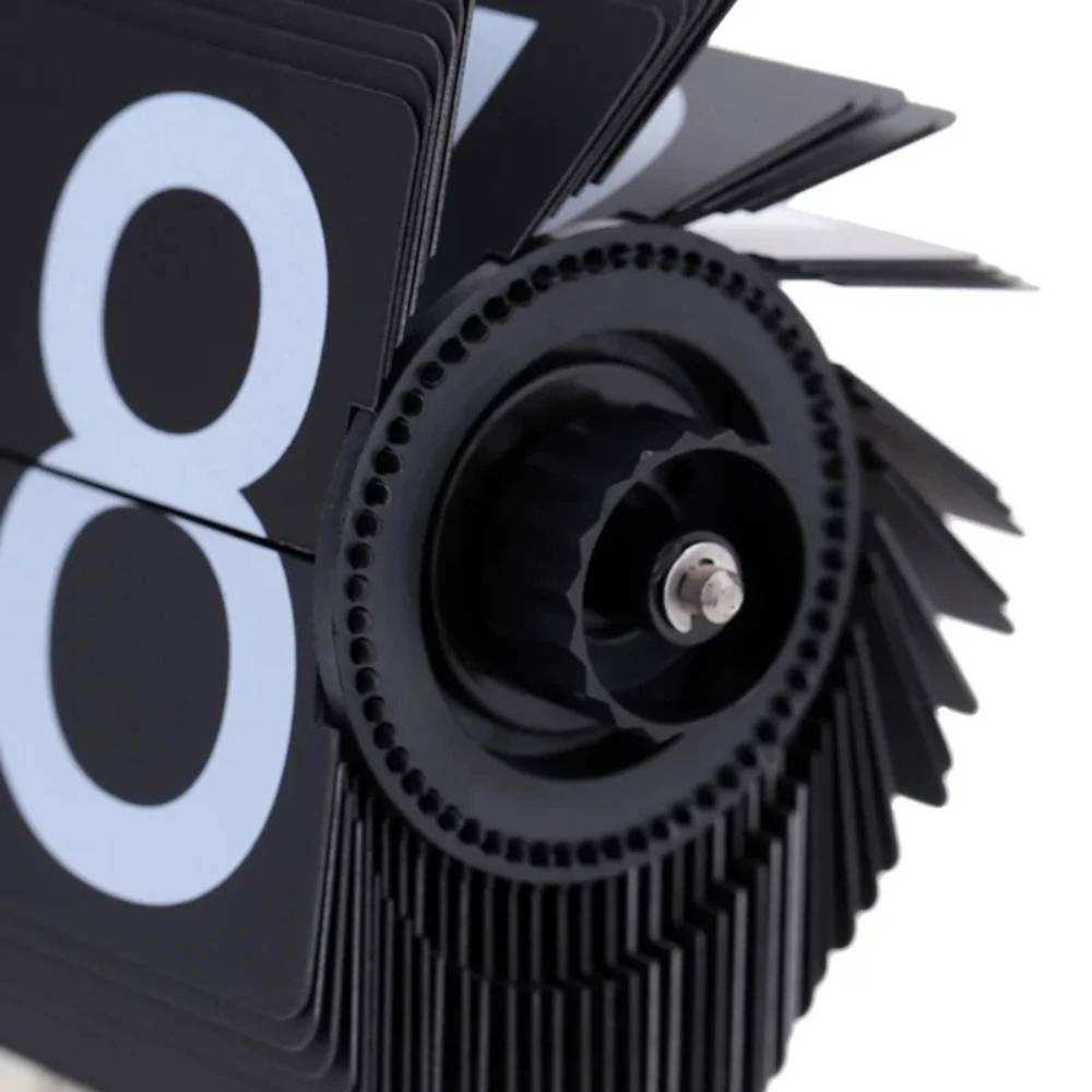 Retro Mens Flip Clock With Stainless Steel Frame