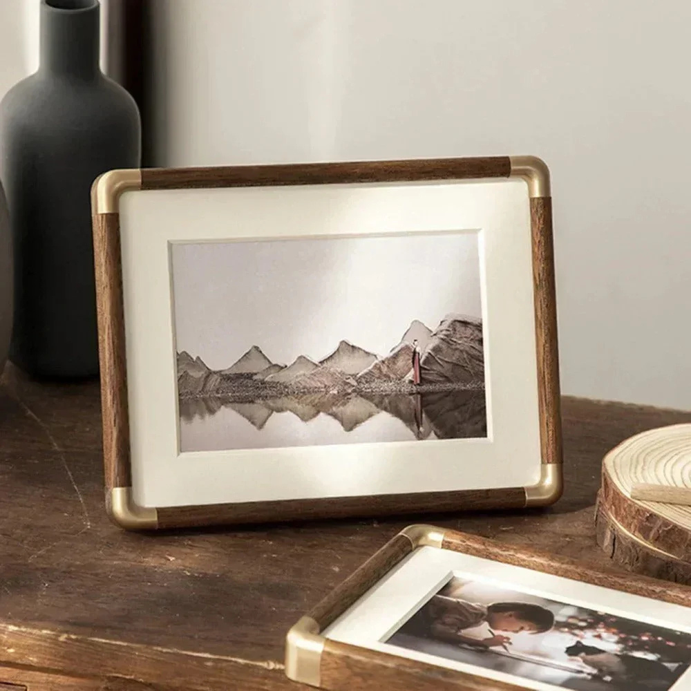 Retro Wooden Picture Frame - Tabletop/Shelf/Desk