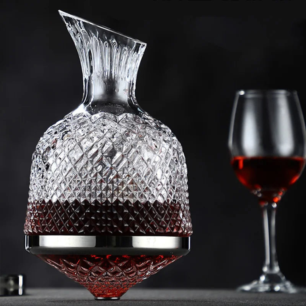 Wine Decanter with 360 Degree Rotating Base and Slanted Spout 50.7fl oz