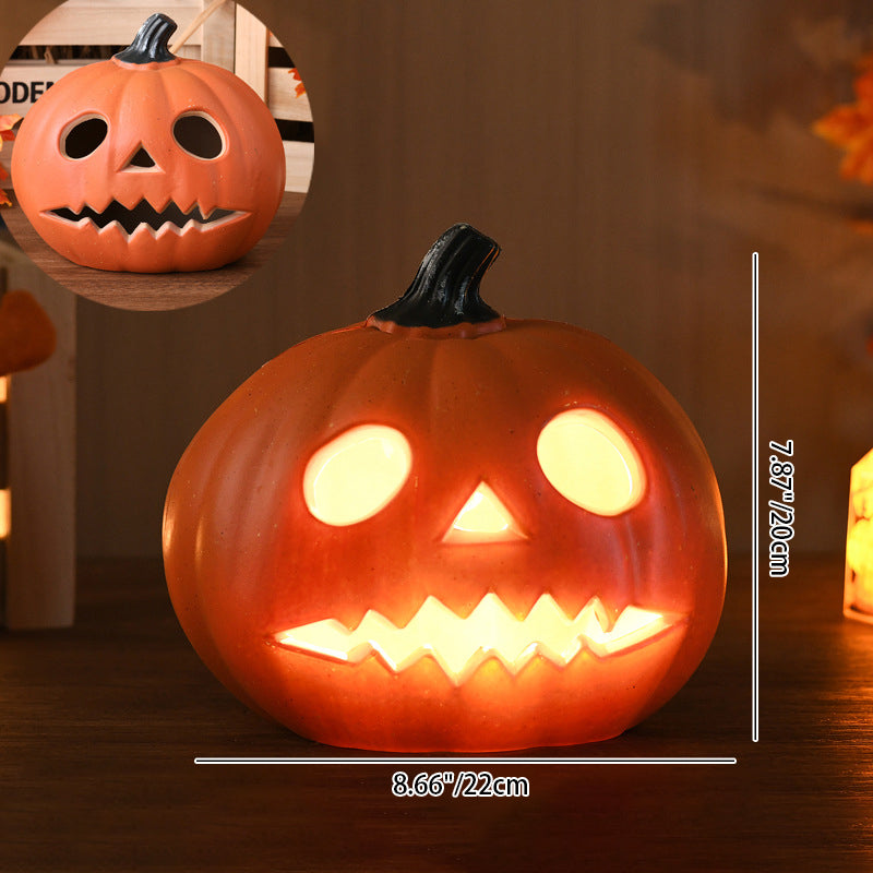 Round Eyes carved pumpkin lamp dimensions: 8.66 in (22 cm) wide and 7.87 in (20 cm) tall